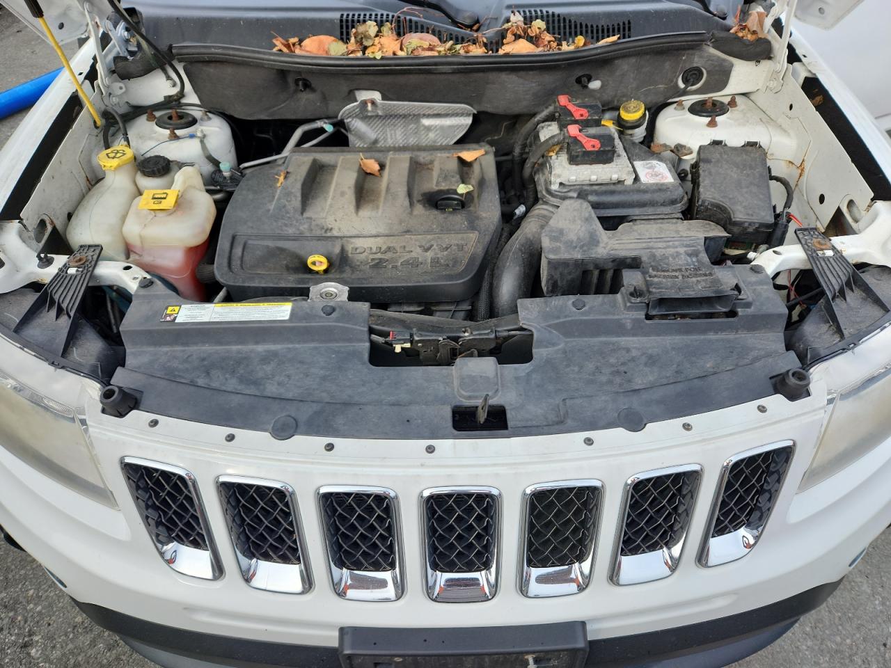 2011 Jeep Compass Sport VIN: 1J4NF1FB3BD210892 Lot: 92678725