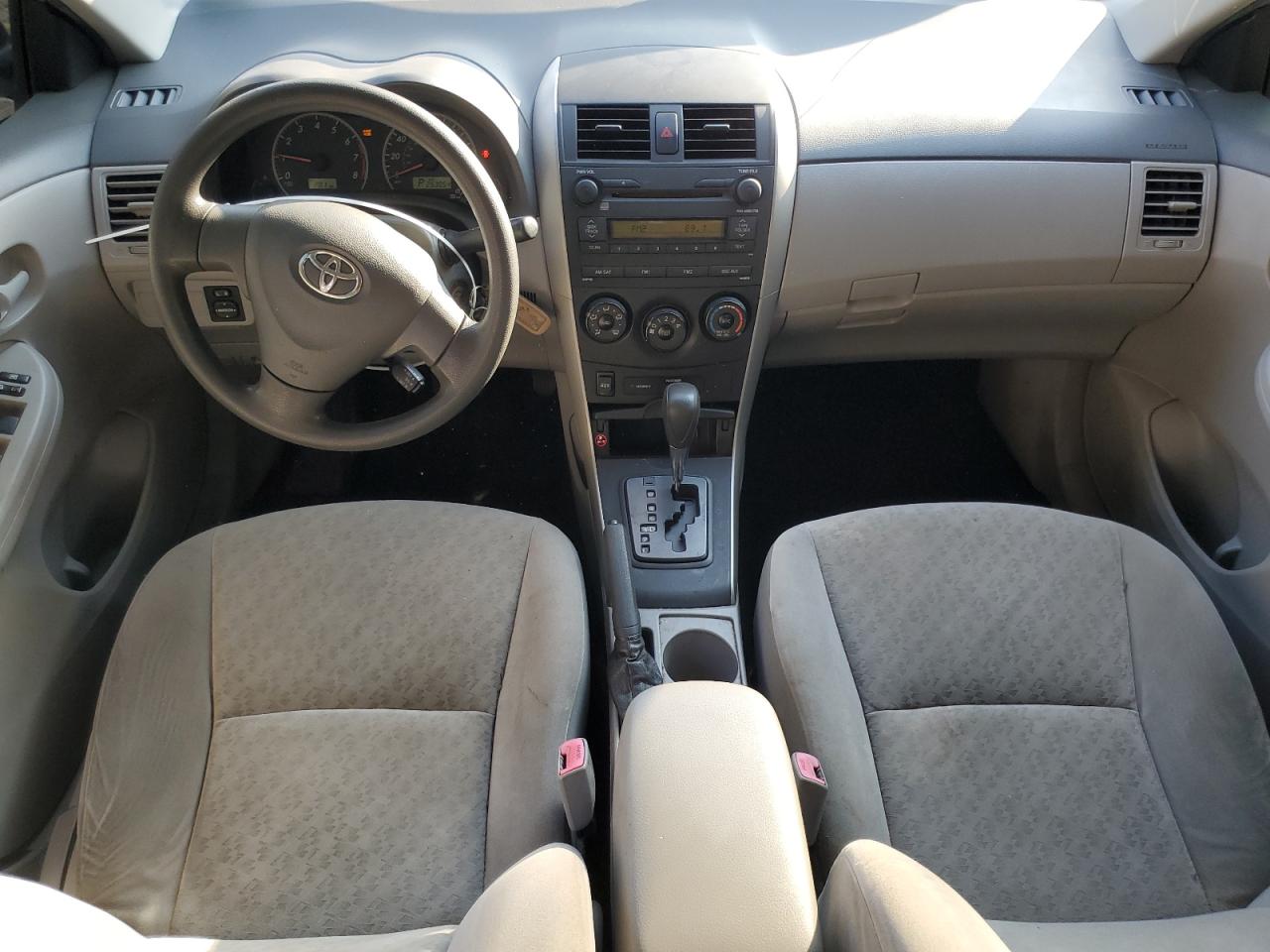 2009 Toyota Corolla Base VIN: JTDBL40E899057980 Lot: 93212145