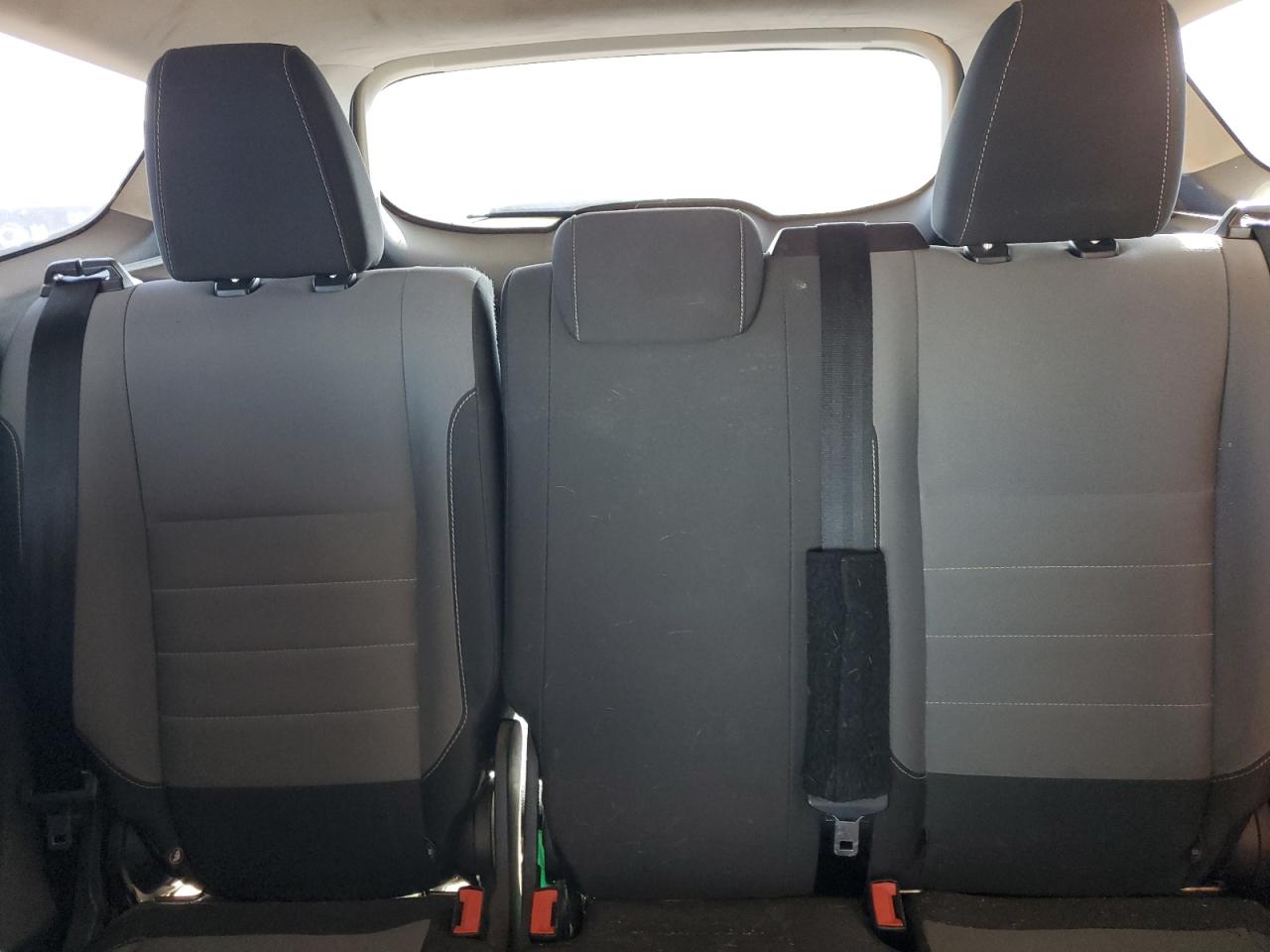 2017 Ford Escape S VIN: 1FMCU0F74HUB81500 Lot: 93214425