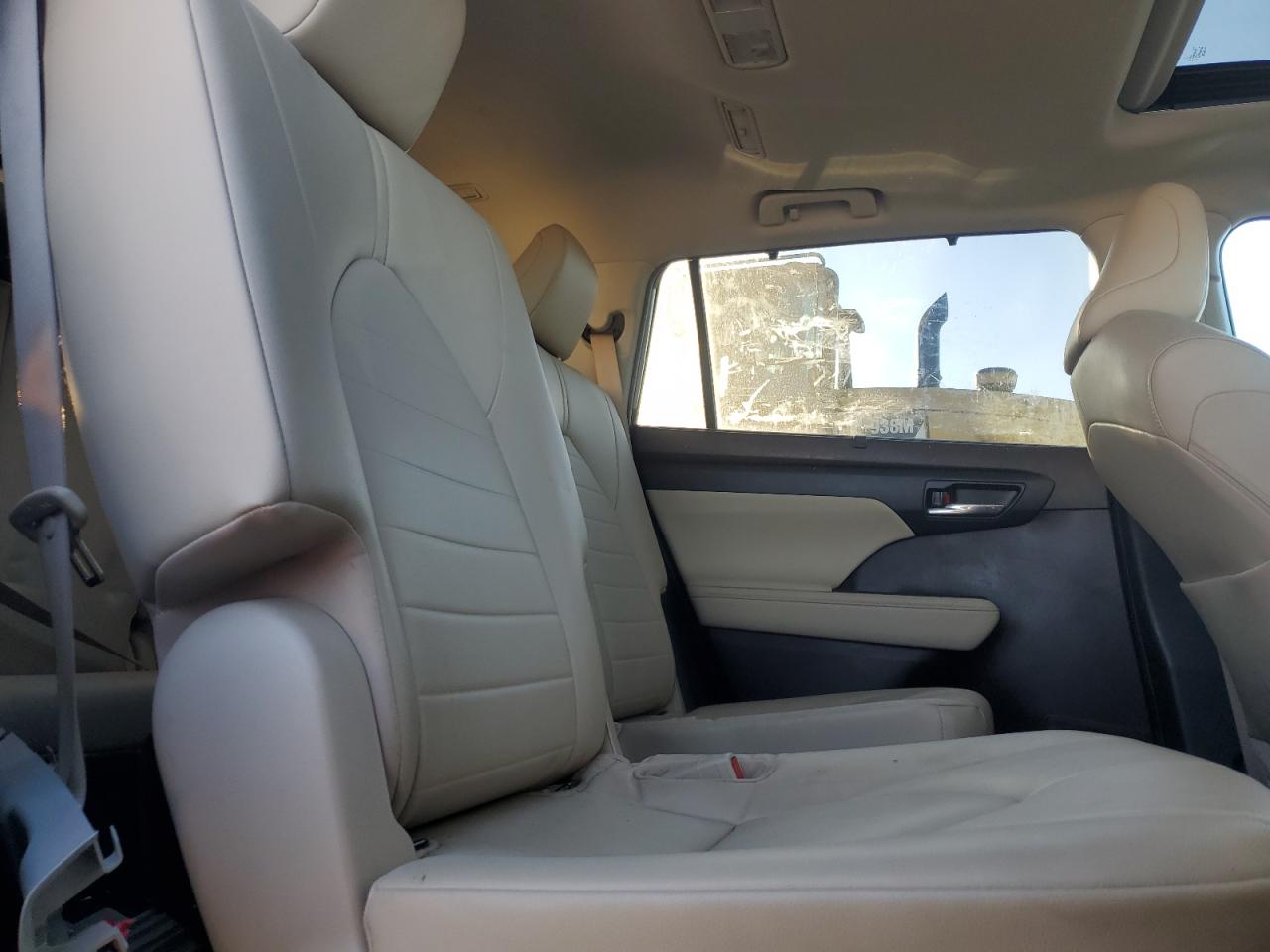 2022 Toyota Highlander Xle VIN: 5TDGZRAH2NS128497 Lot: 90318215