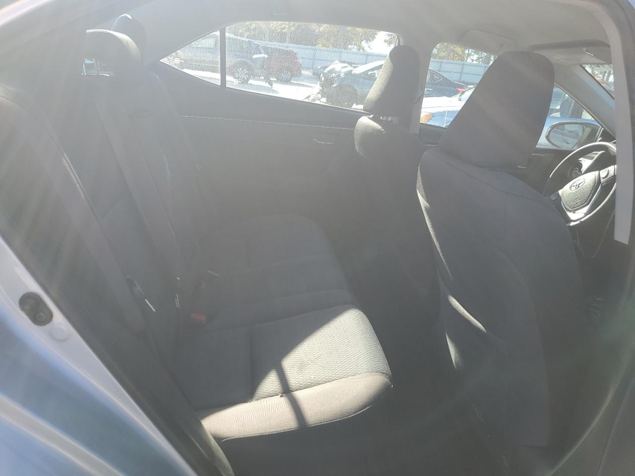 2017 Toyota Corolla L VIN: 2T1BURHE1HC929536 Lot: 92822145