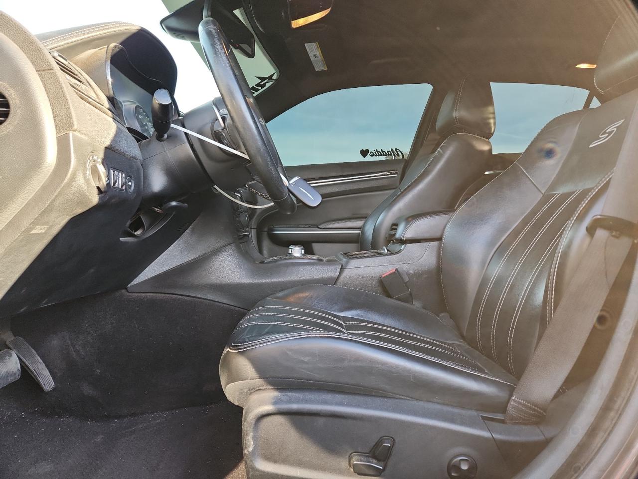 2018 Chrysler 300 S VIN: 2C3CCABG2JH245100 Lot: 93265915