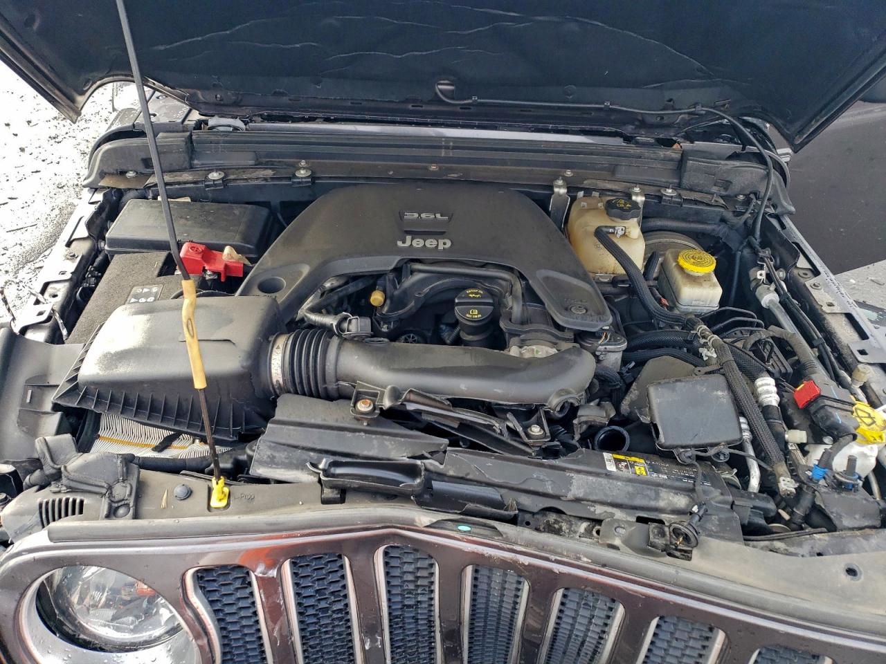 2018 Jeep Wrangler Unlimited Sahara VIN: 1C4HJXEG0JW322926 Lot: 94485715