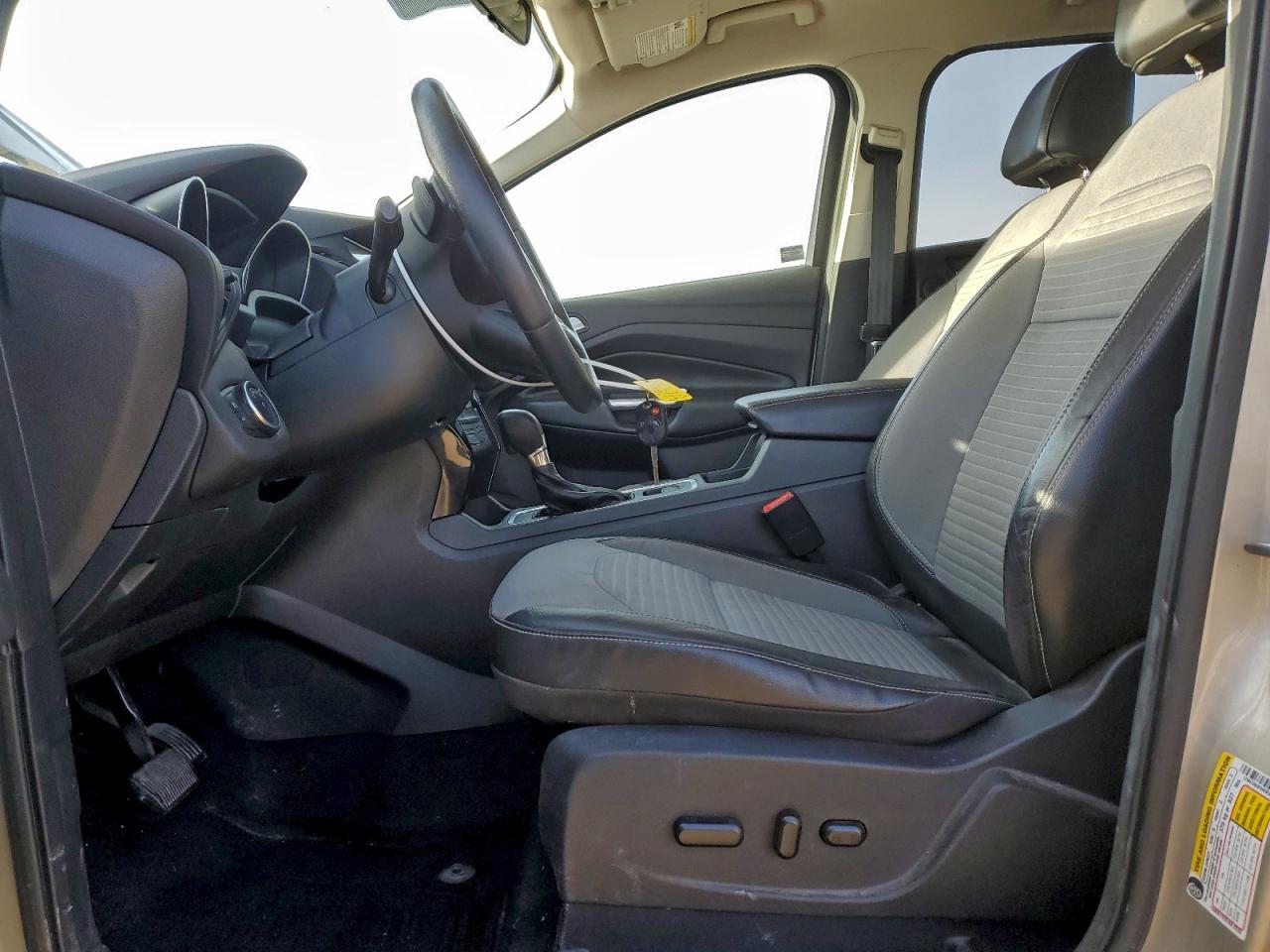 2017 Ford Escape Se VIN: 1FMCU9GD5HUE08587 Lot: 94244515