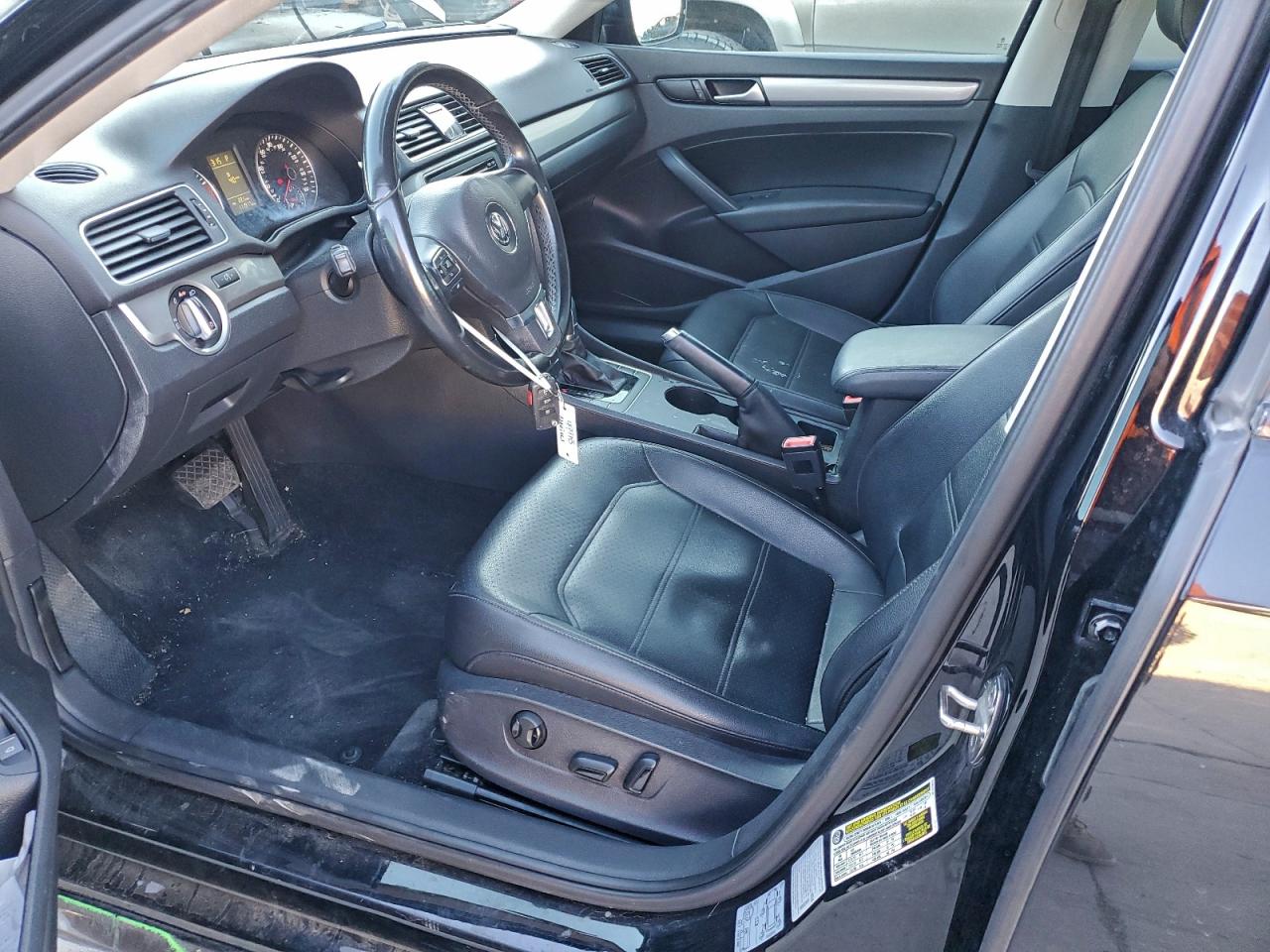 2015 Volkswagen Passat S VIN: 1VWAT7A31FC092897 Lot: 94449985