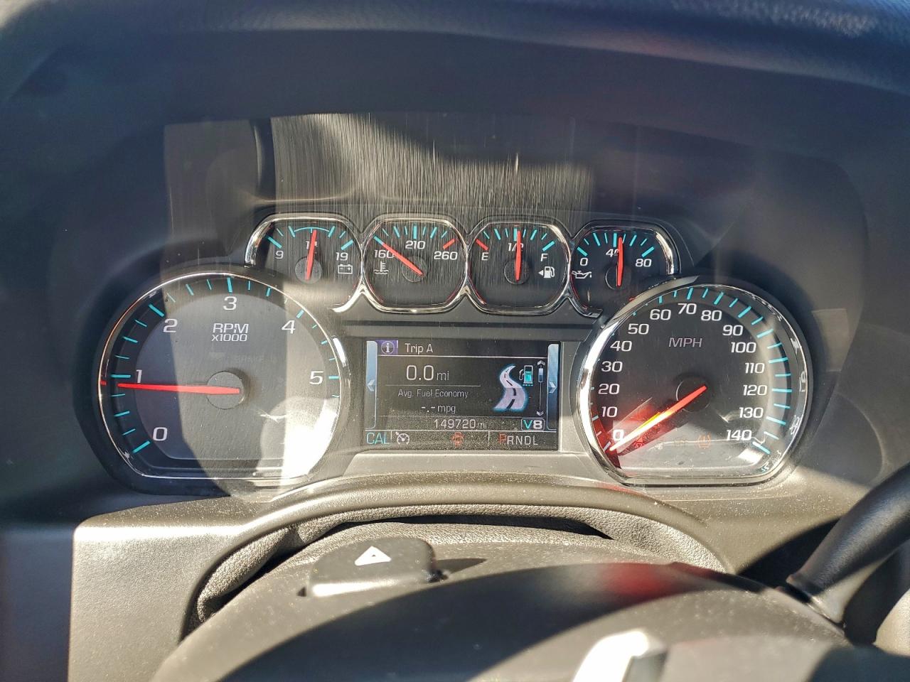 2018 Chevrolet Suburban C1500 Lt VIN: 1GNSCHKC3JR223353 Lot: 94472645