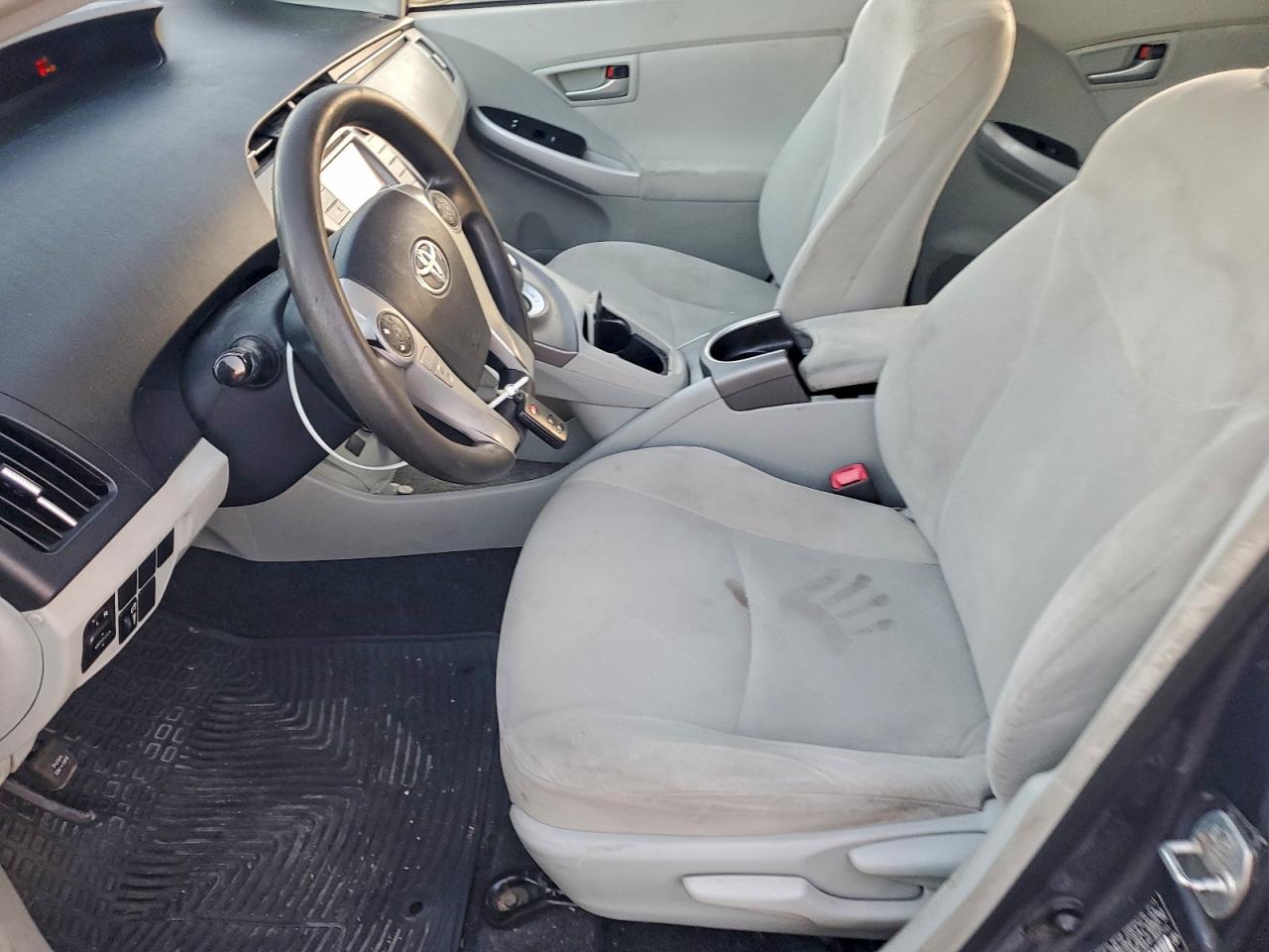 2013 Toyota Prius VIN: JTDKN3DU8D5587002 Lot: 94679265