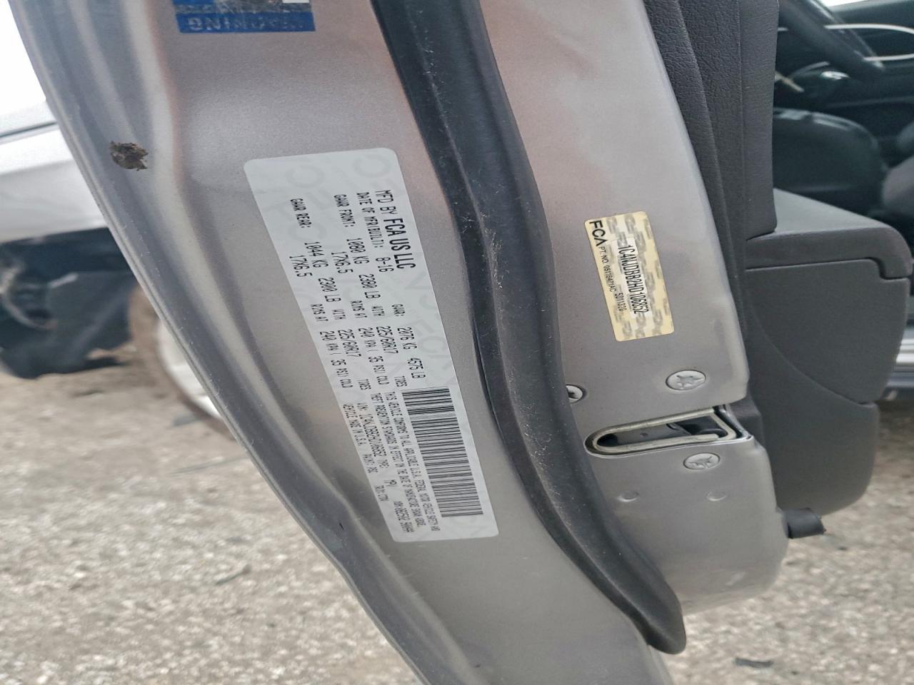 2017 Jeep Compass Sport VIN: 1C4NJDBB2HD106852 Lot: 94084065