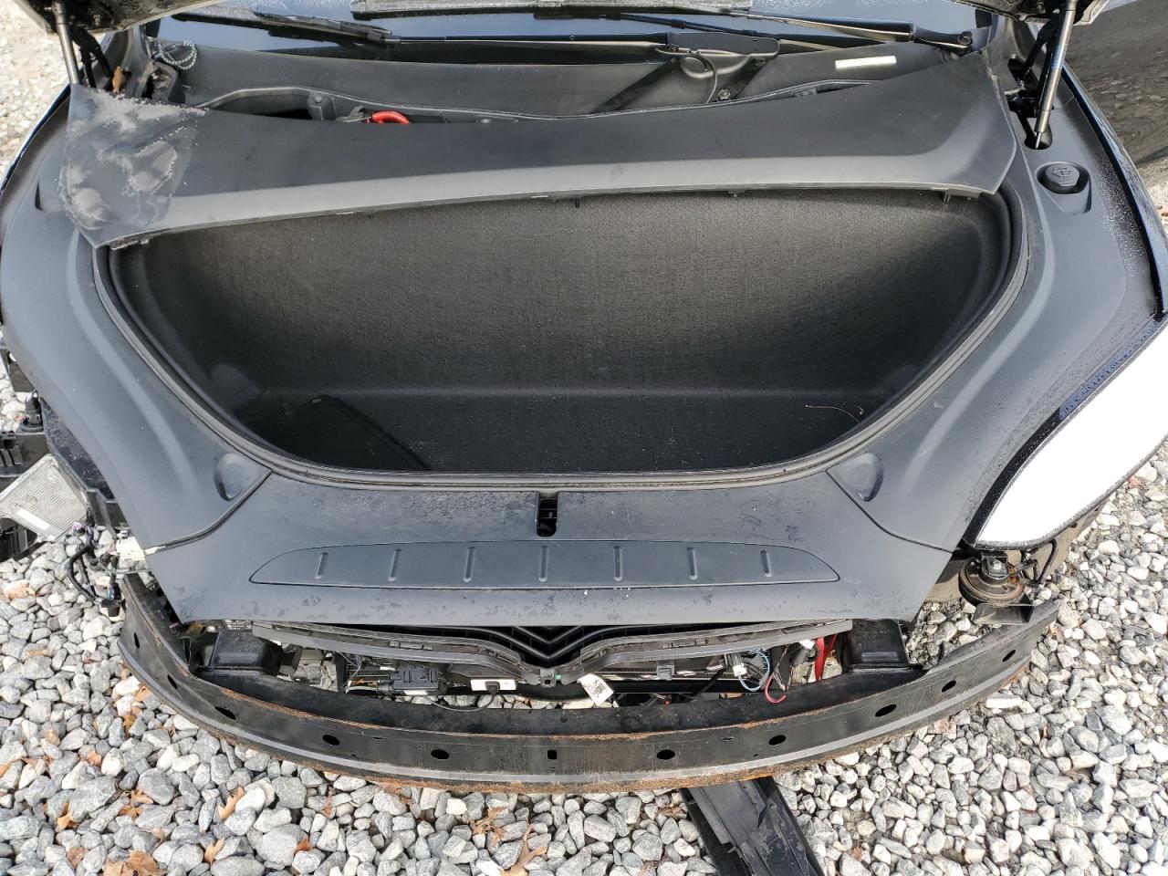 2020 Tesla Model X VIN: 5YJXCDE26LF261307 Lot: 93281155