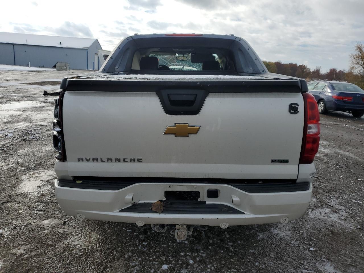 2010 Chevrolet Avalanche Ltz VIN: 3GNVKGE02AG268926 Lot: 92401075