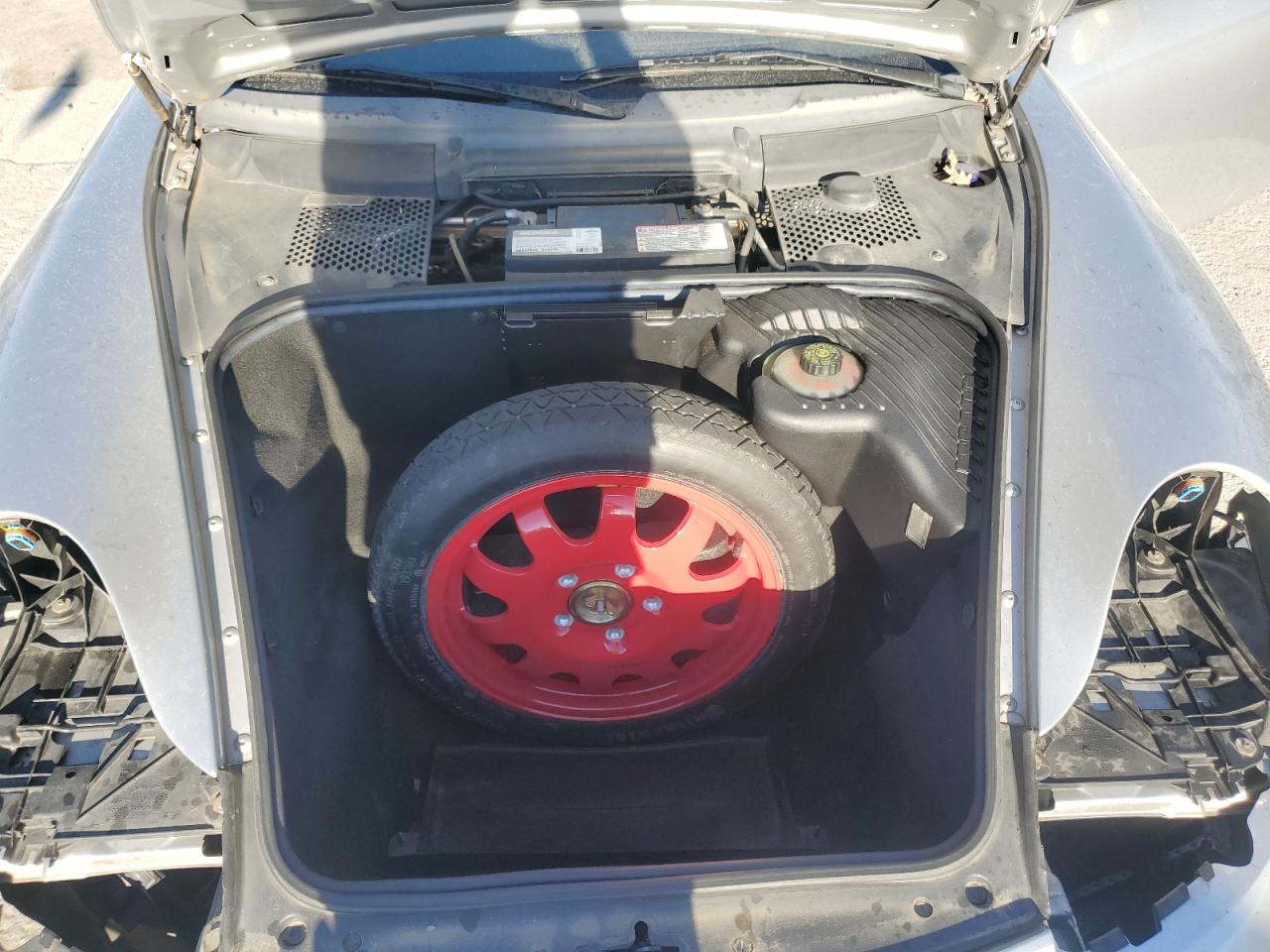 2002 Porsche Boxster VIN: WP0CA298X2U624608 Lot: 90745575