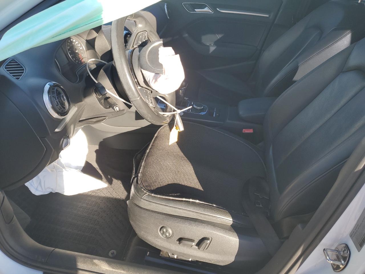 2015 Audi A3 Premium Plus VIN: WAUCCGFF5F1080551 Lot: 91685405