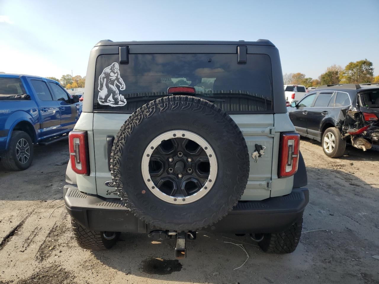 2023 Ford Bronco Base VIN: 1FMEE5DP5PLC13106 Lot: 91246055