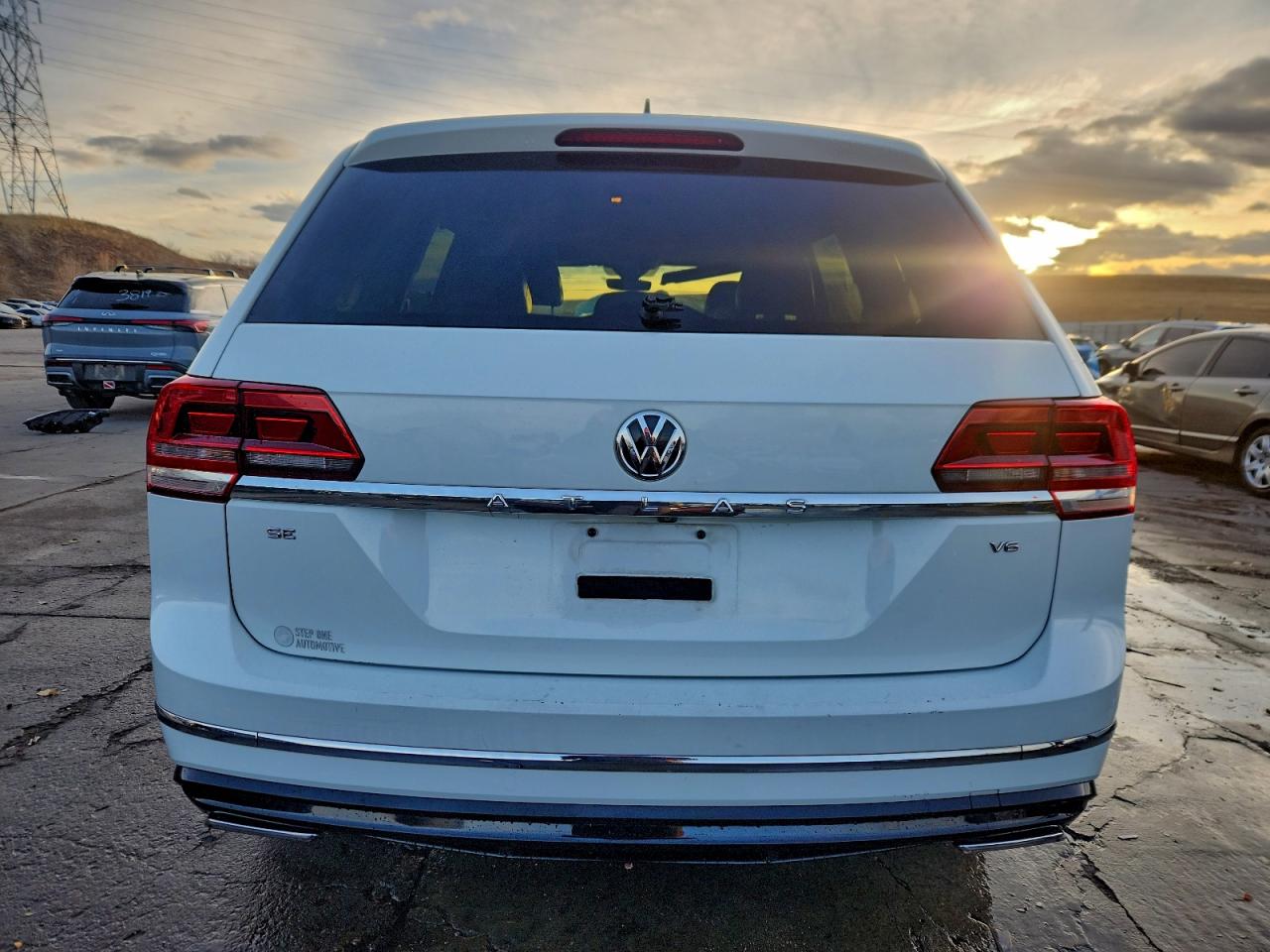 2018 Volkswagen Atlas Se VIN: 1V2FR2CA2JC517704 Lot: 94719865