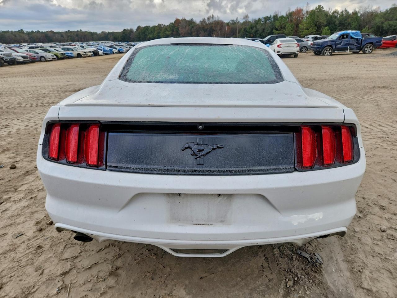 2015 Ford Mustang VIN: 1FA6P8AM0F5335752 Lot: 94597355