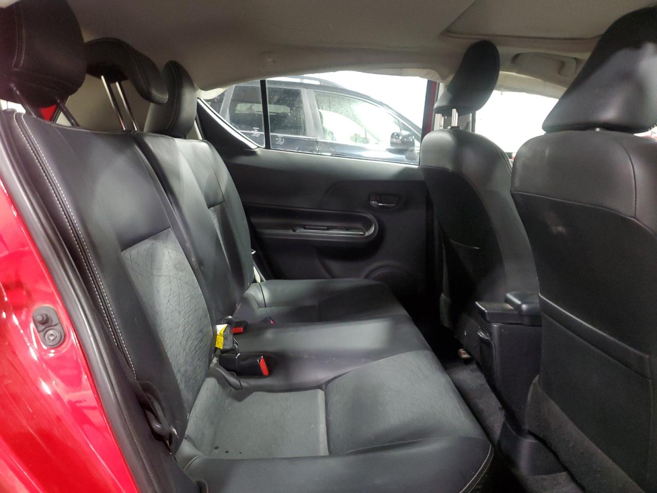 2017 Toyota Prius C VIN: JTDKDTB33H1596703 Lot: 90913485