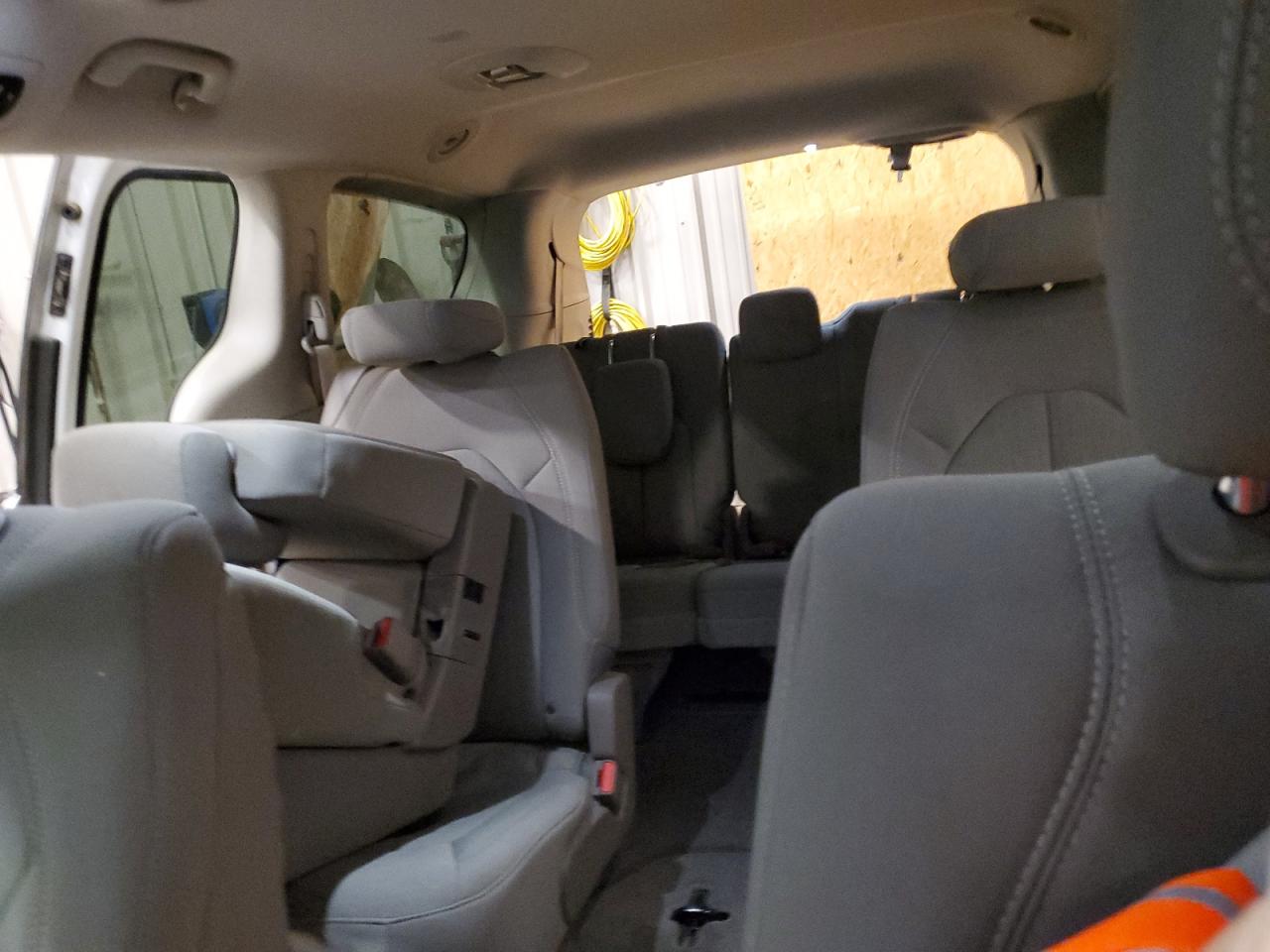 2017 Chrysler Pacifica Lx VIN: 2C4RC1CGXHR599195 Lot: 92471505