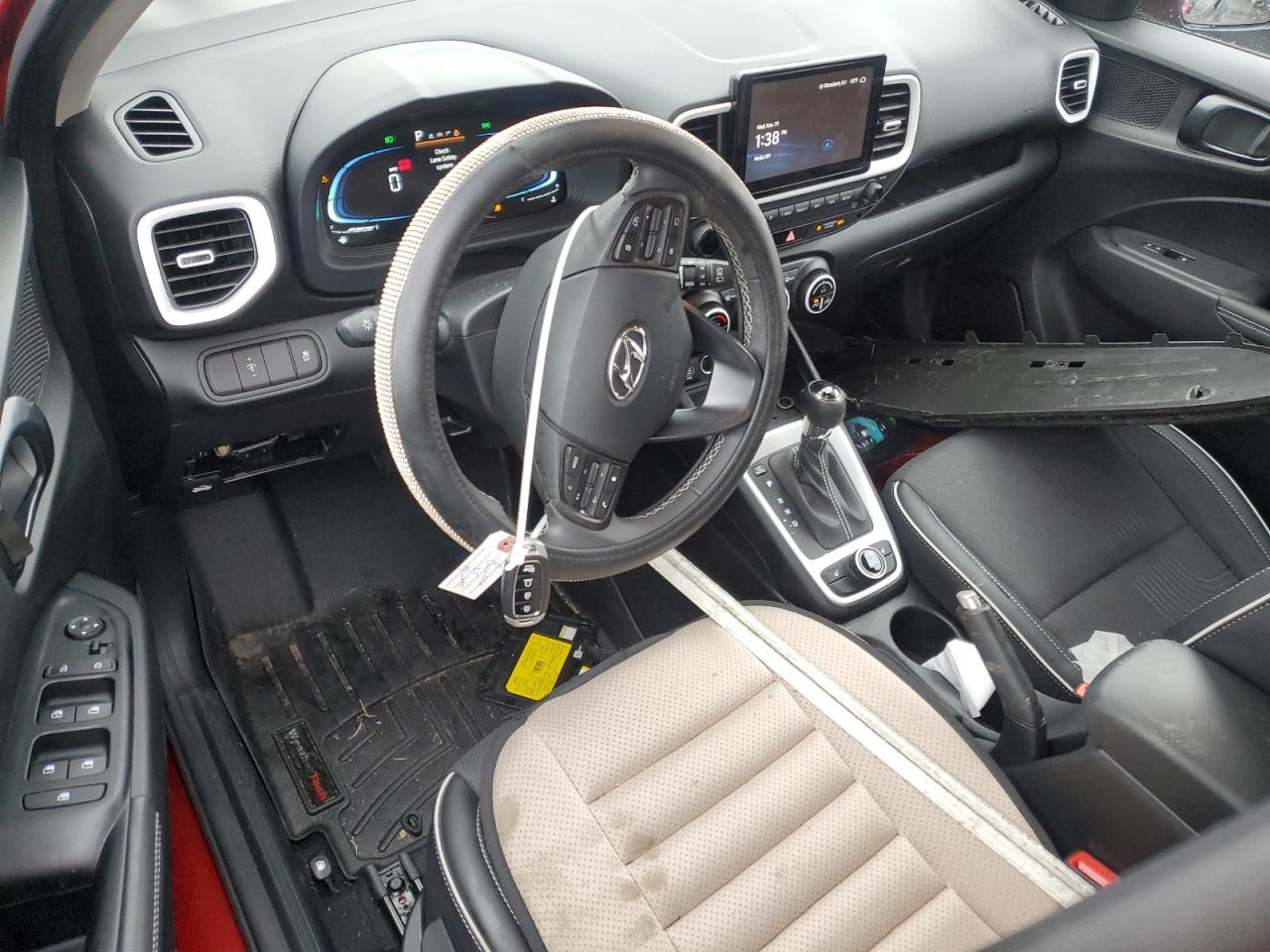 2025 Hyundai Venue Sel VIN: KMHRC8A31SU384092 Lot: 93496125