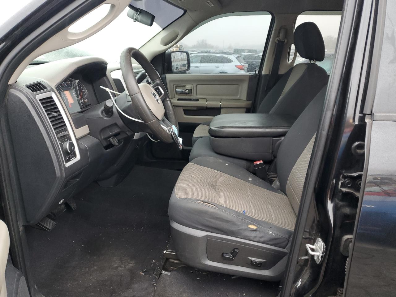 2010 Dodge Ram 1500 VIN: 1D7RV1GT8AS114144 Lot: 92232685