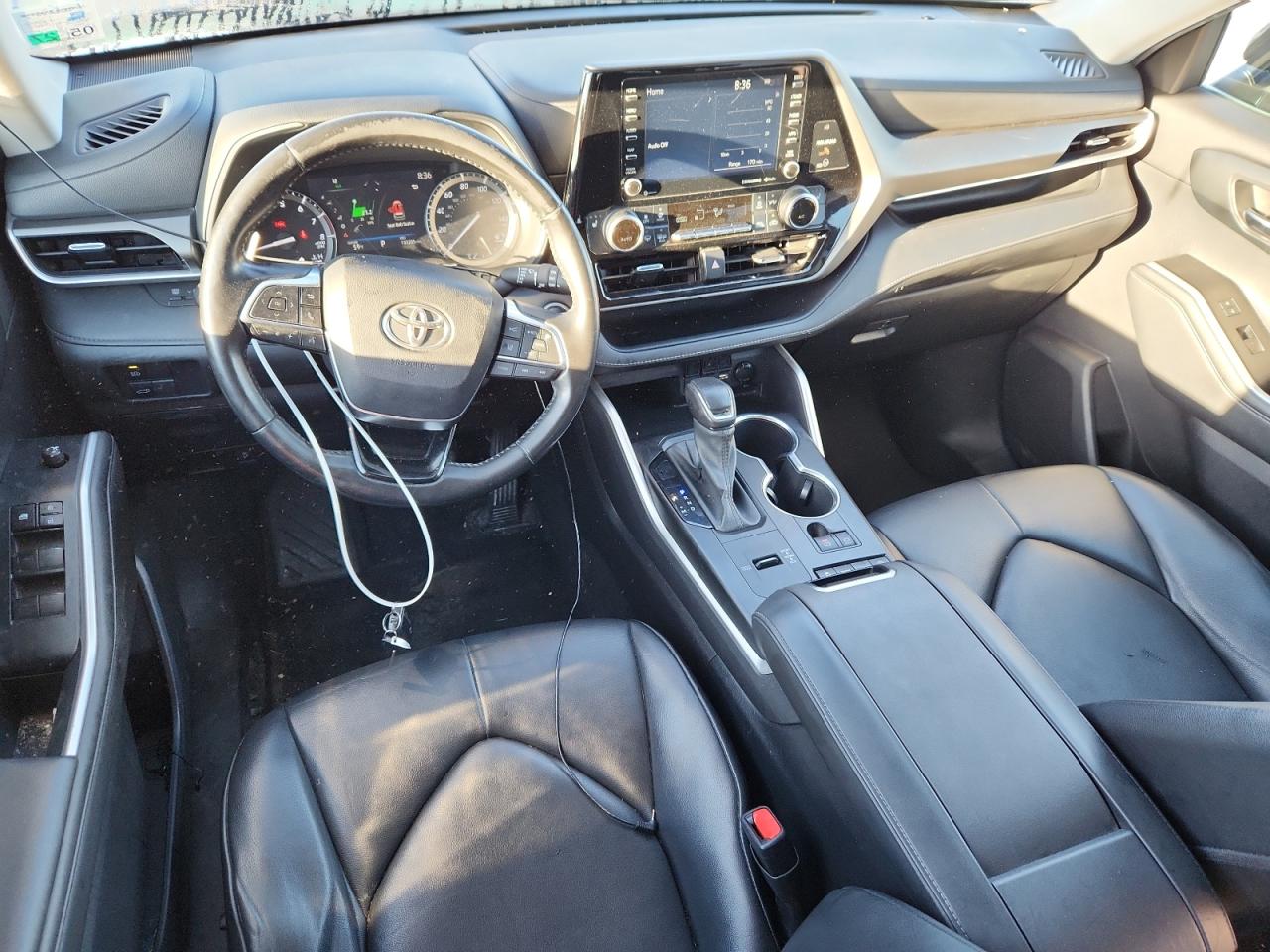 2021 Toyota Highlander Xle VIN: 5TDGZRAH8MS520804 Lot: 92503845