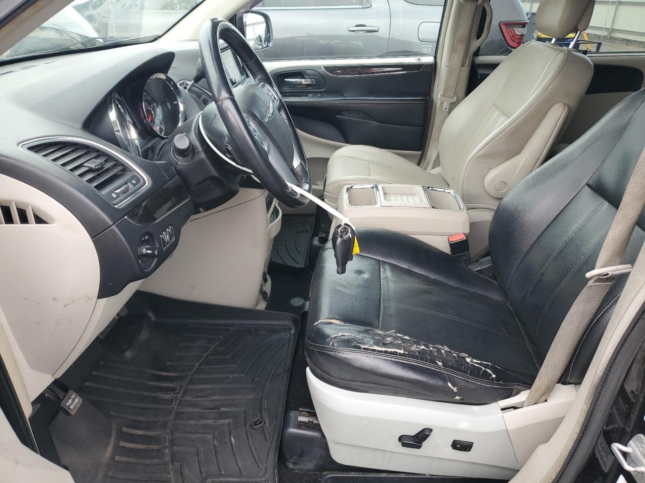 2013 Chrysler Town & Country Touring L VIN: 2C4RC1CG7DR535304 Lot: 93493305