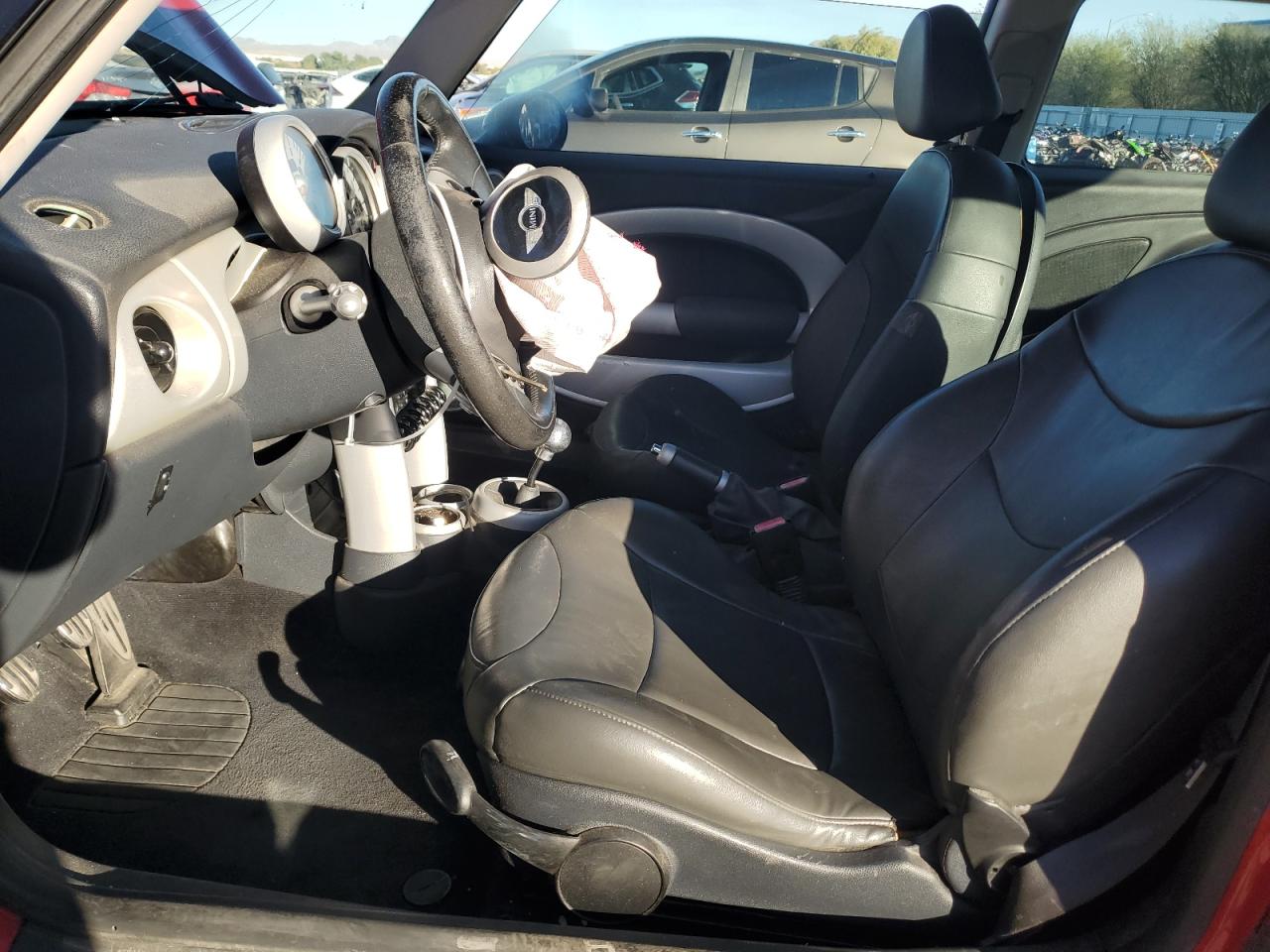 2004 Mini Cooper S VIN: WMWRE33484TD85739 Lot: 92199435