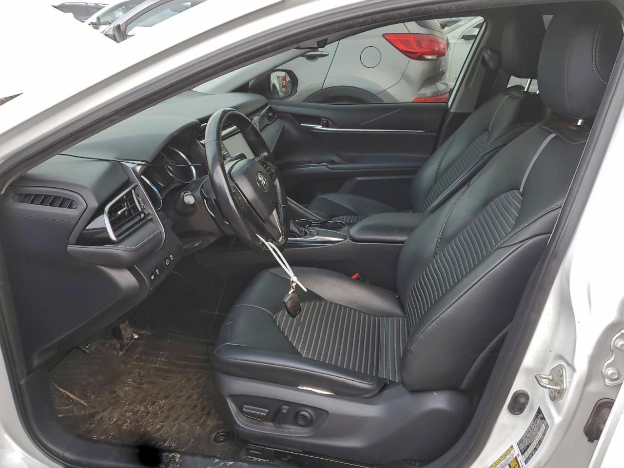 2019 Toyota Camry L VIN: 4T1B11HKXKU232680 Lot: 94089945