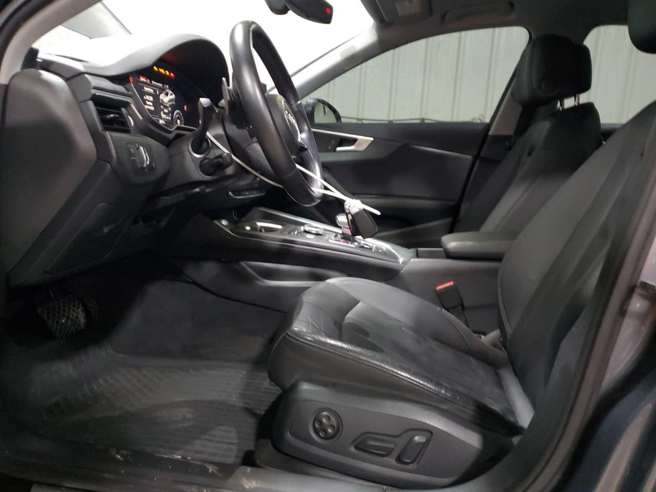 2018 Audi A4 Premium Plus VIN: WAUENAF44JA036886 Lot: 91765105