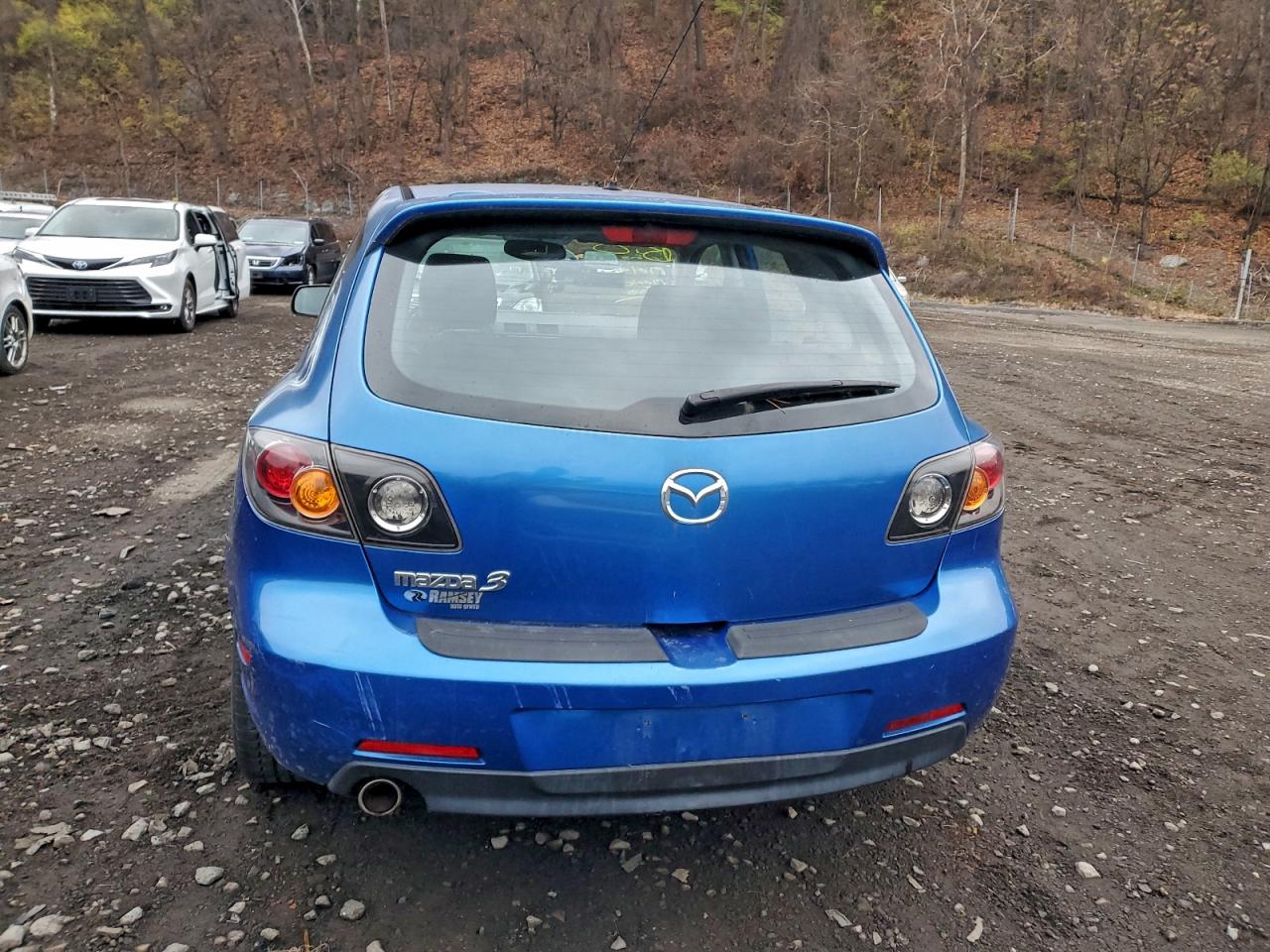 2004 Mazda 3 Hatchback VIN: JM1BK143741210799 Lot: 94416265