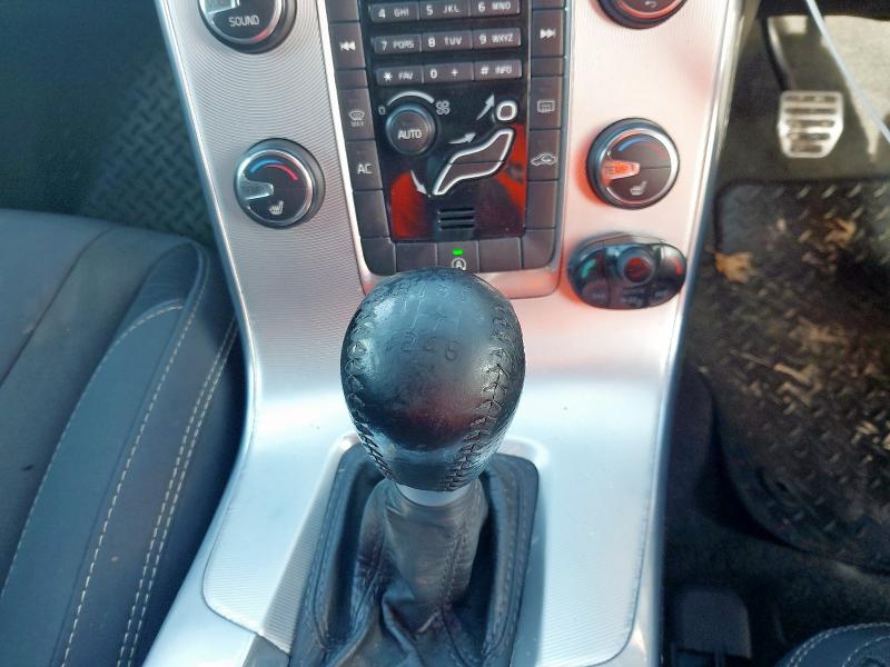 2012 VOLVO V60 D2 [115] R DESIGN 5DR