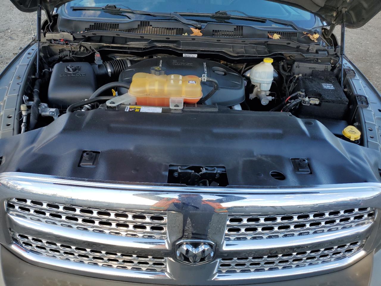 2015 Ram 1500 Laramie VIN: 1C6RR7VM6FS607140 Lot: 92692785