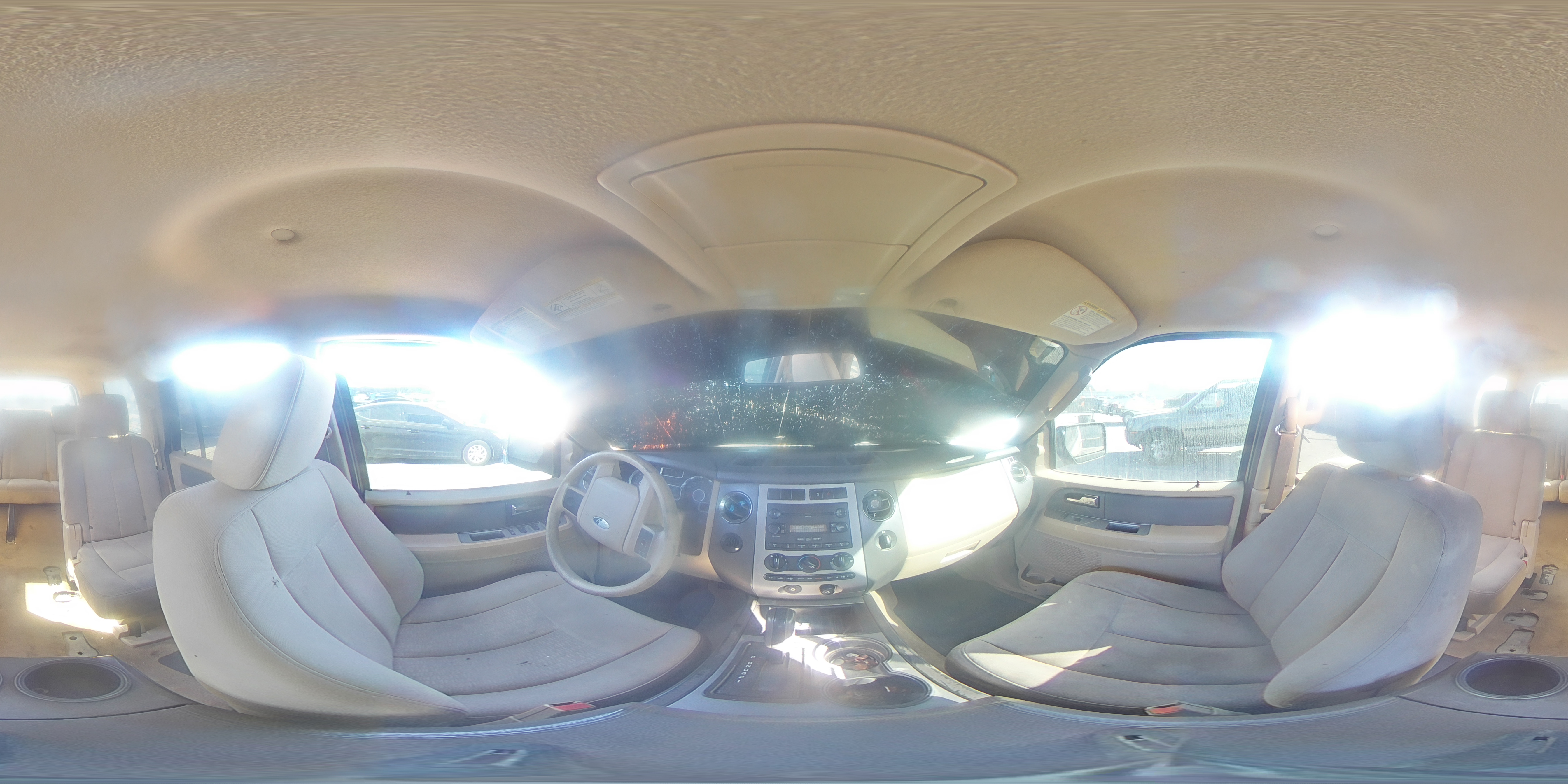 2007 Ford Expedition Xlt VIN: 1FMFU15577LA70687 Lot: 94060045