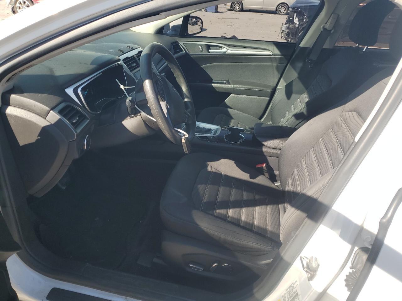 2016 Ford Fusion Se VIN: 1FA6P0H72G5114074 Lot: 92634615