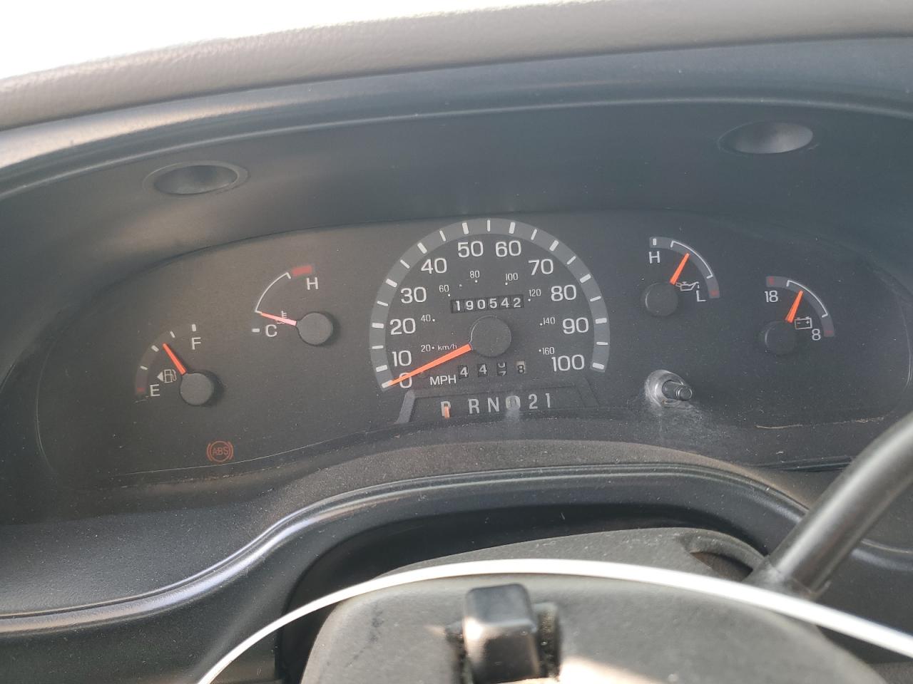 2002 Ford Econoline - Bus VIN: 1FDXE45SX2HB76006 Lot: 92269675