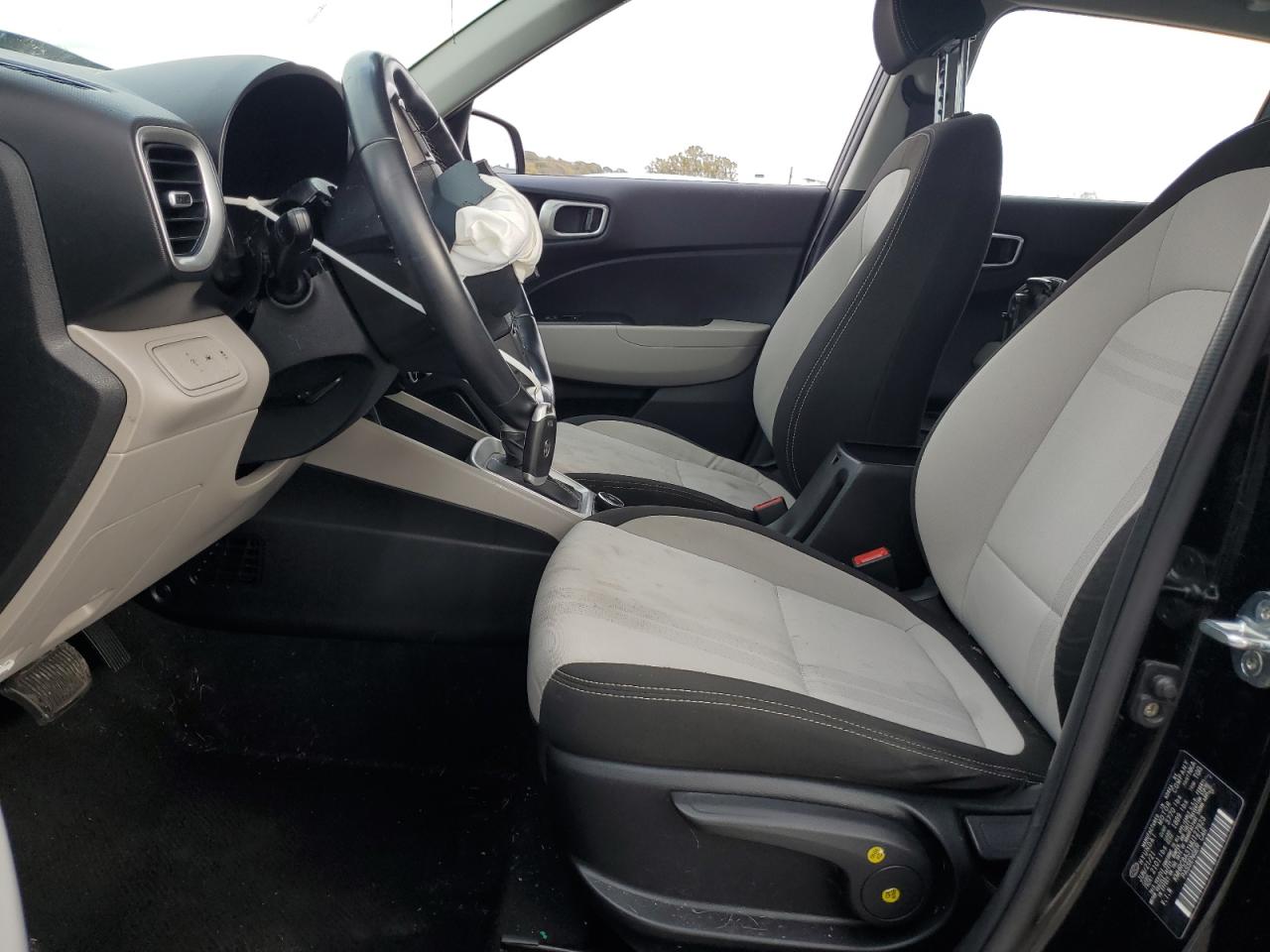 2021 Hyundai Venue Sel VIN: KMHRC8A31MU127923 Lot: 92091675