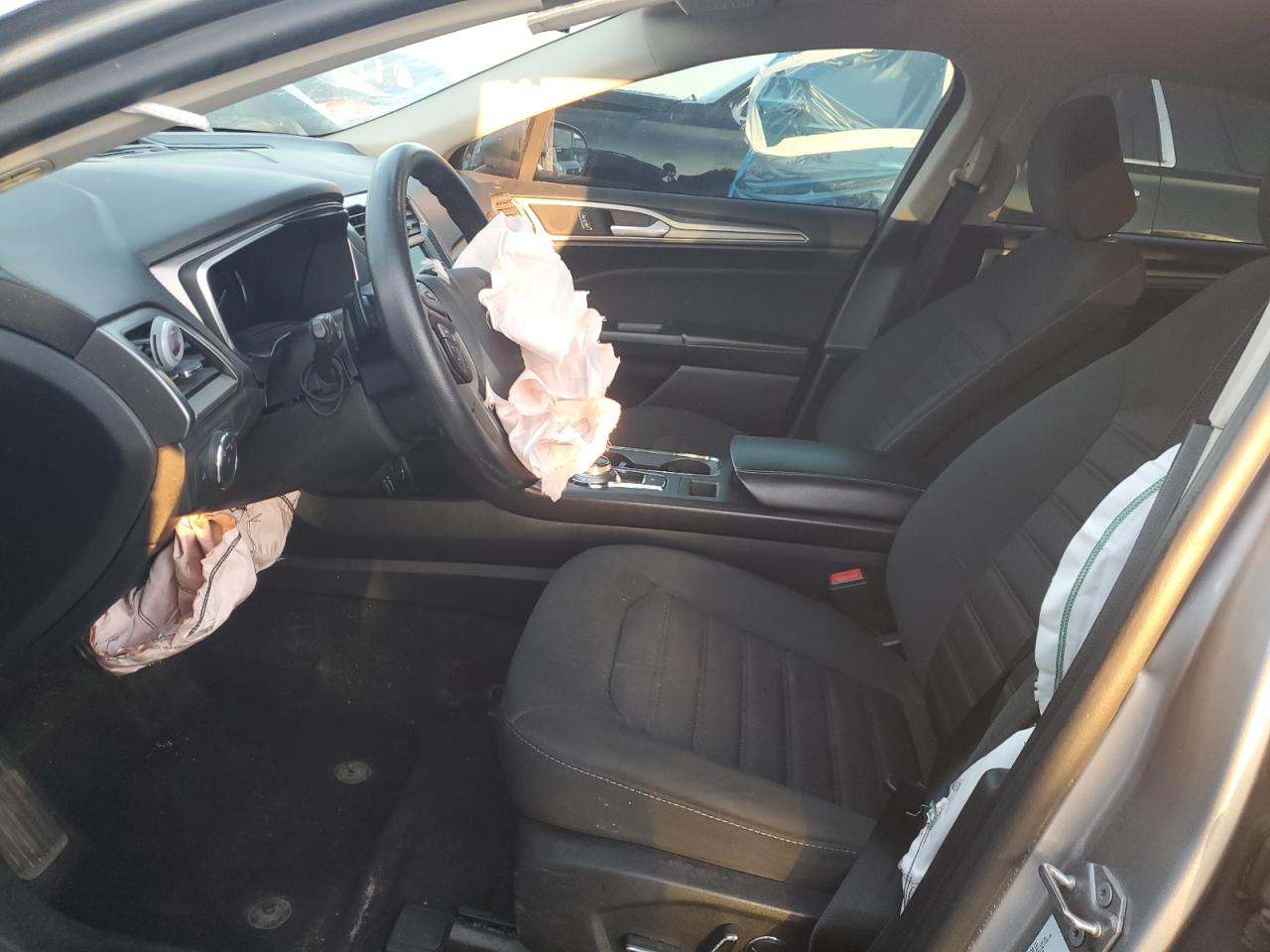 2020 Ford Fusion Se VIN: 3FA6P0T96LR257707 Lot: 90417955