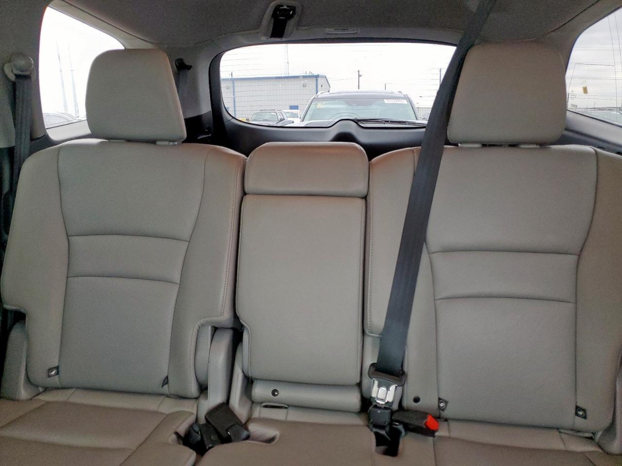 2016 Honda Pilot Touring VIN: 5FNYF6H90GB075395 Lot: 93871165