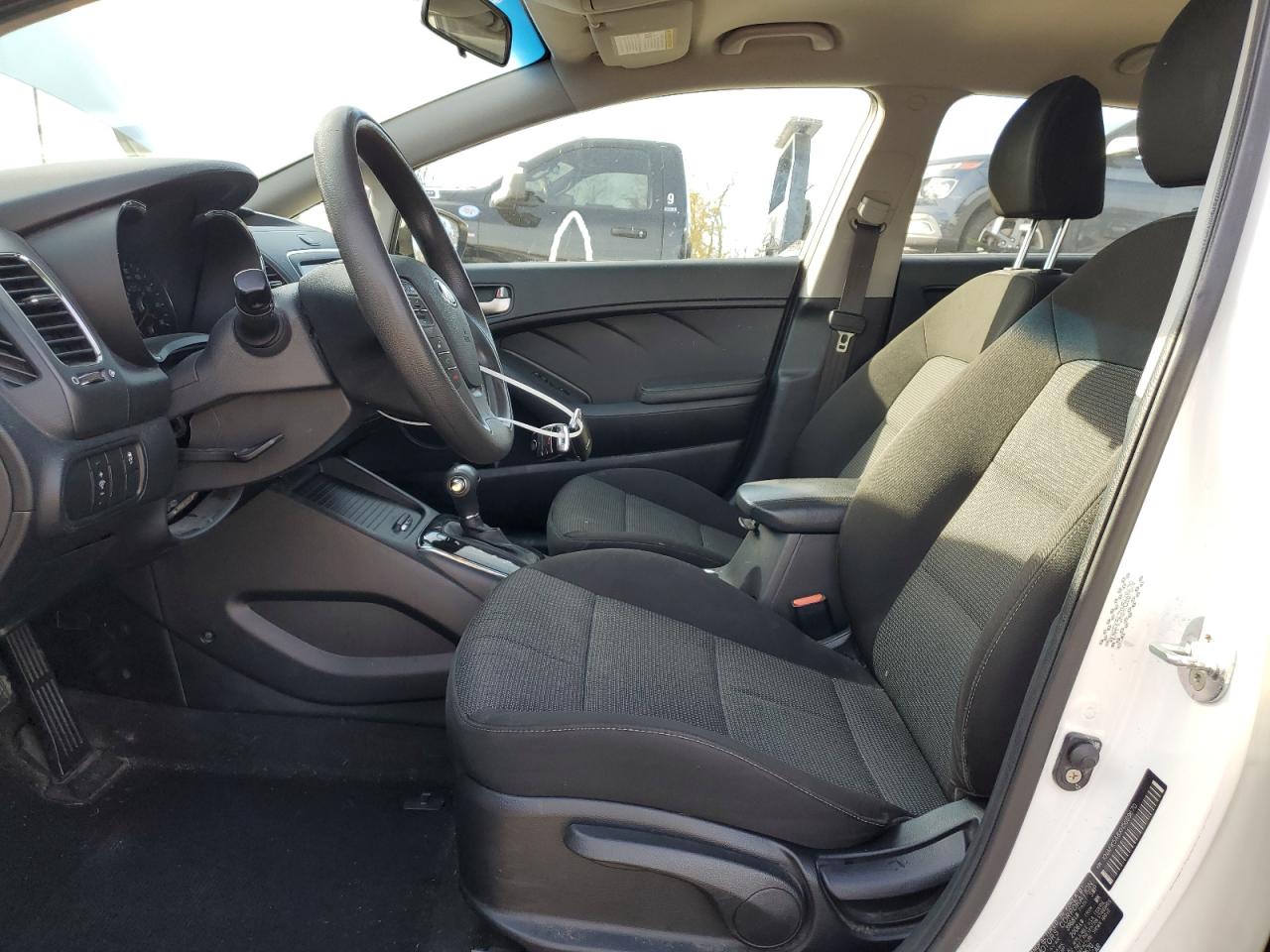 2017 Kia Forte Lx VIN: KNAFK5A8XH5669670 Lot: 91629625