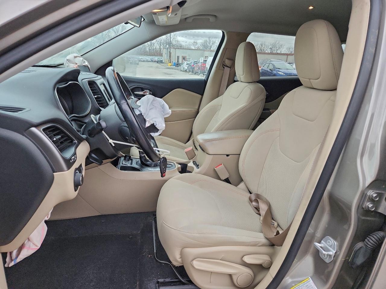 2020 Jeep Cherokee Latitude VIN: 1C4PJLCX4LD519474 Lot: 94258805