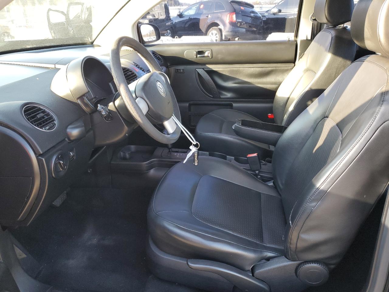 2010 Volkswagen New Beetle VIN: 3VWPW3AG7AM016993 Lot: 91231005