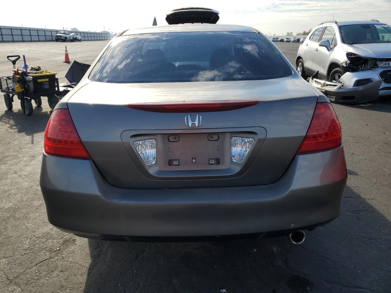 2006 Honda Accord Ex VIN: JHMCM56726C005399 Lot: 91930235