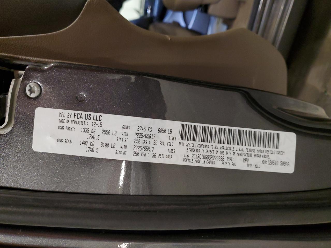 2016 Chrysler Town & Country Touring VIN: 2C4RC1BG9GR228898 Lot: 92003625