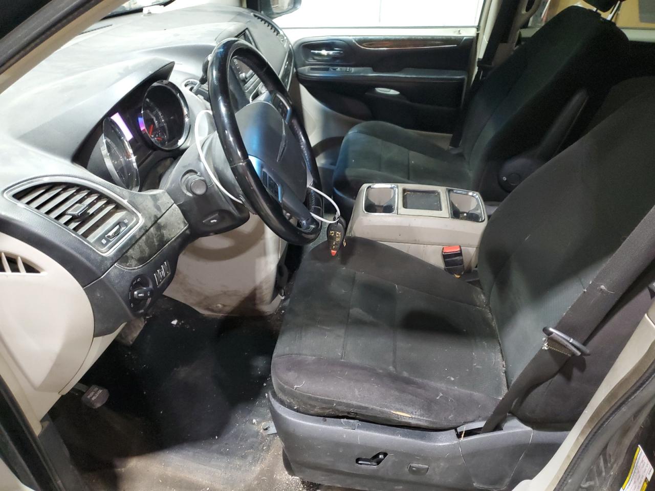 2011 Chrysler Town & Country Touring VIN: 2A4RR5DG7BR796640 Lot: 92351505