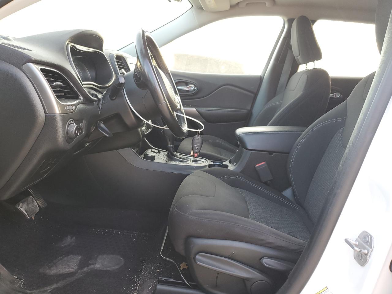 2019 Jeep Cherokee Latitude VIN: 1C4PJMCB6KD140291 Lot: 92593815