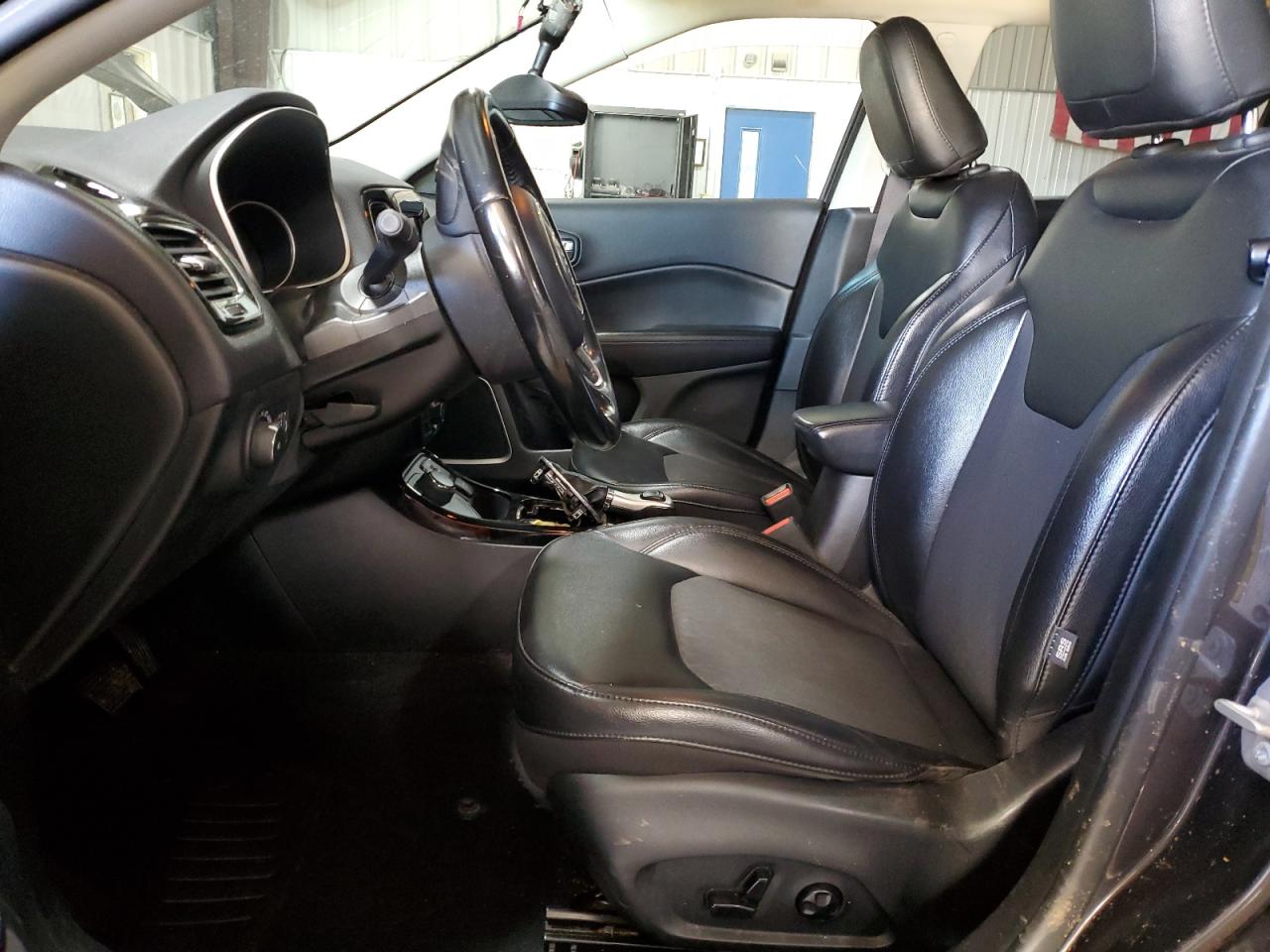 2020 Jeep Compass Latitude VIN: 3C4NJDBB9LT120136 Lot: 92481485