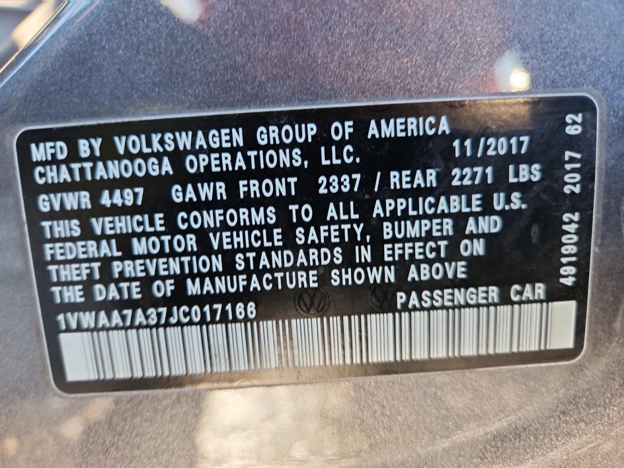 2018 Volkswagen Passat S VIN: 1VWAA7A37JC017166 Lot: 92835535