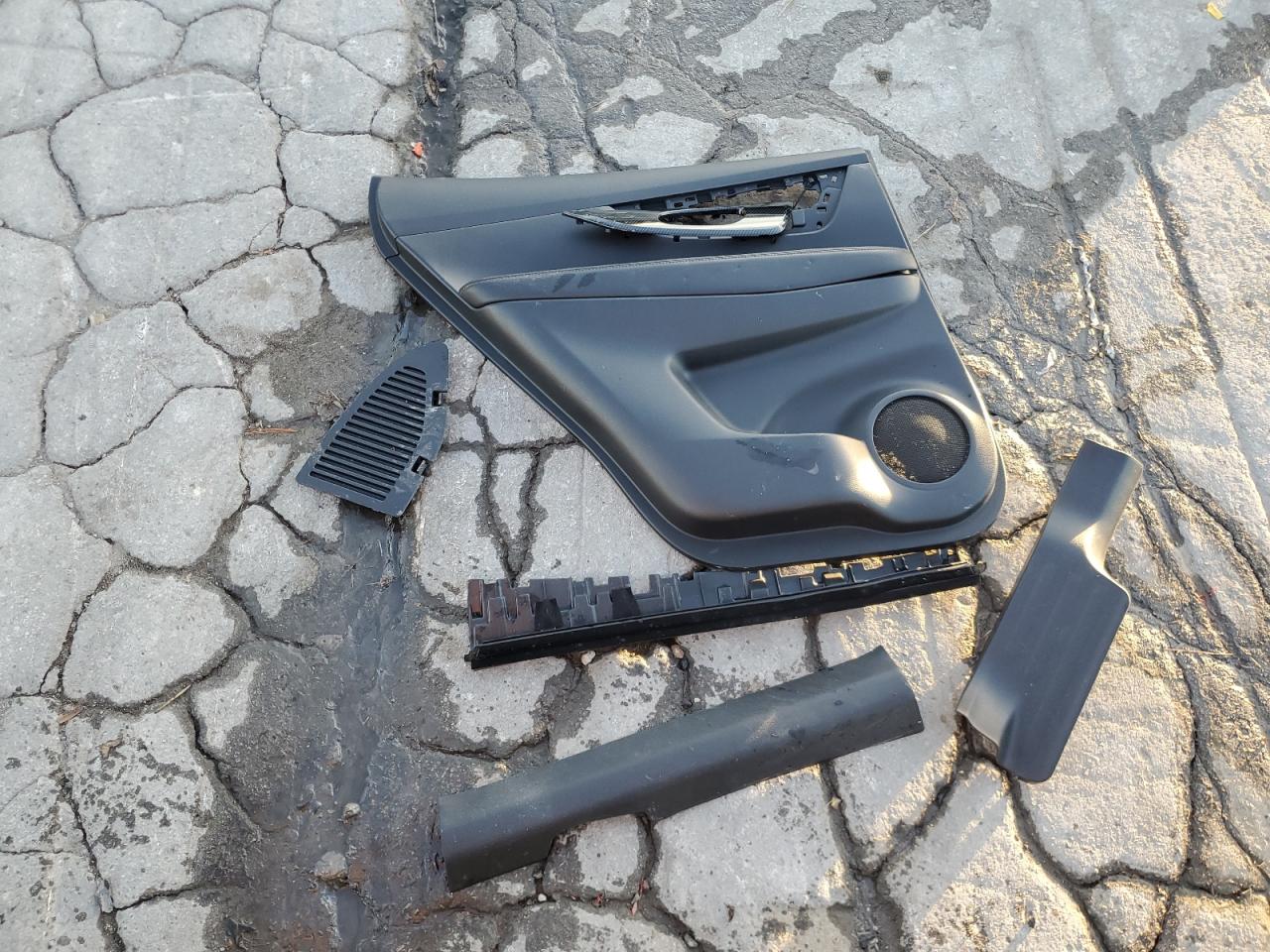 2018 Nissan Rogue S VIN: JN8AT2MT2JW455771 Lot: 90627315