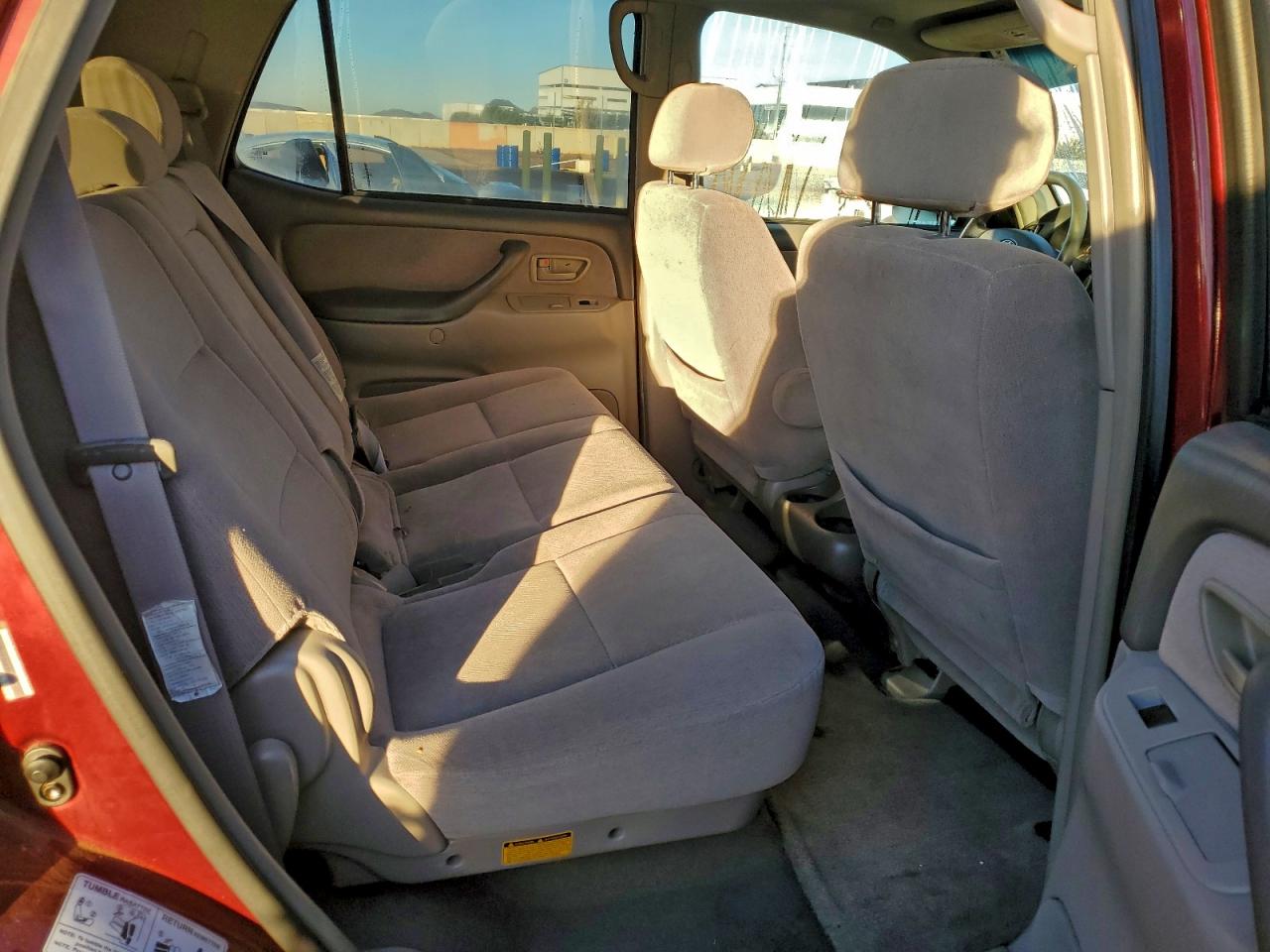 2004 Toyota Sequoia Sr5 VIN: 5TDZT34A34S207827 Lot: 94361485