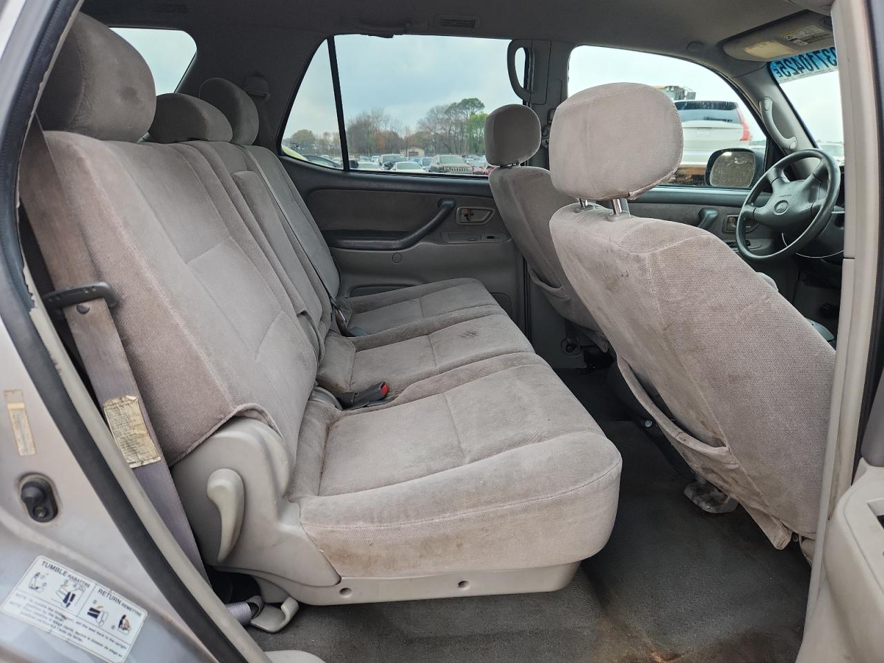 2002 Toyota Sequoia Sr5 VIN: 5TDBT44A02S098649 Lot: 93710425