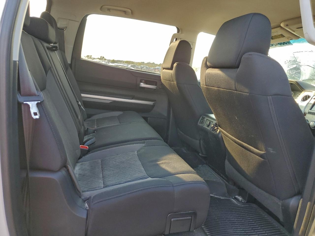 2015 Toyota Tundra Crewmax Sr5 VIN: 5TFDW5F16FX441497 Lot: 93642425